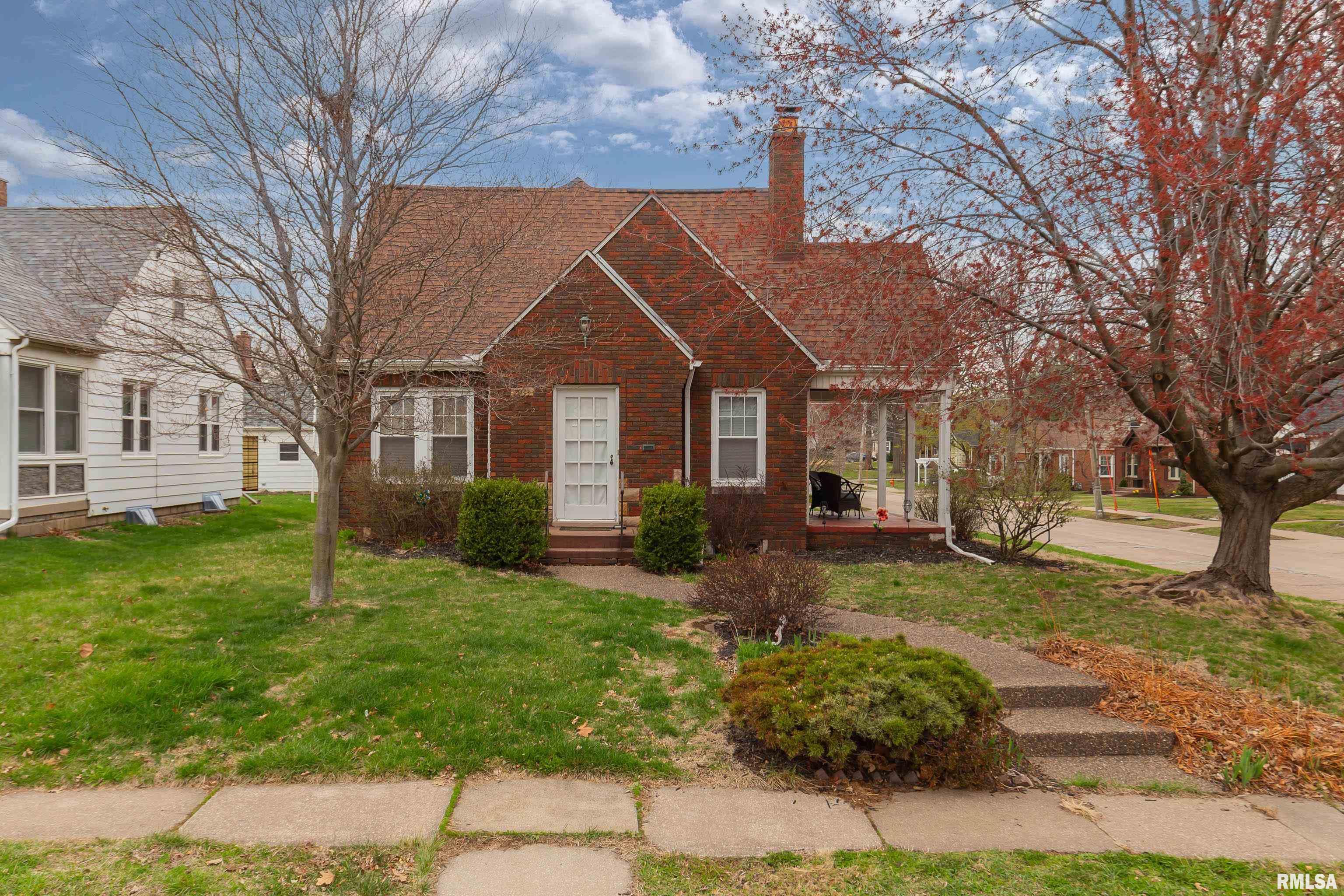 2933 26th Avenue, Moline, Illinois image 1