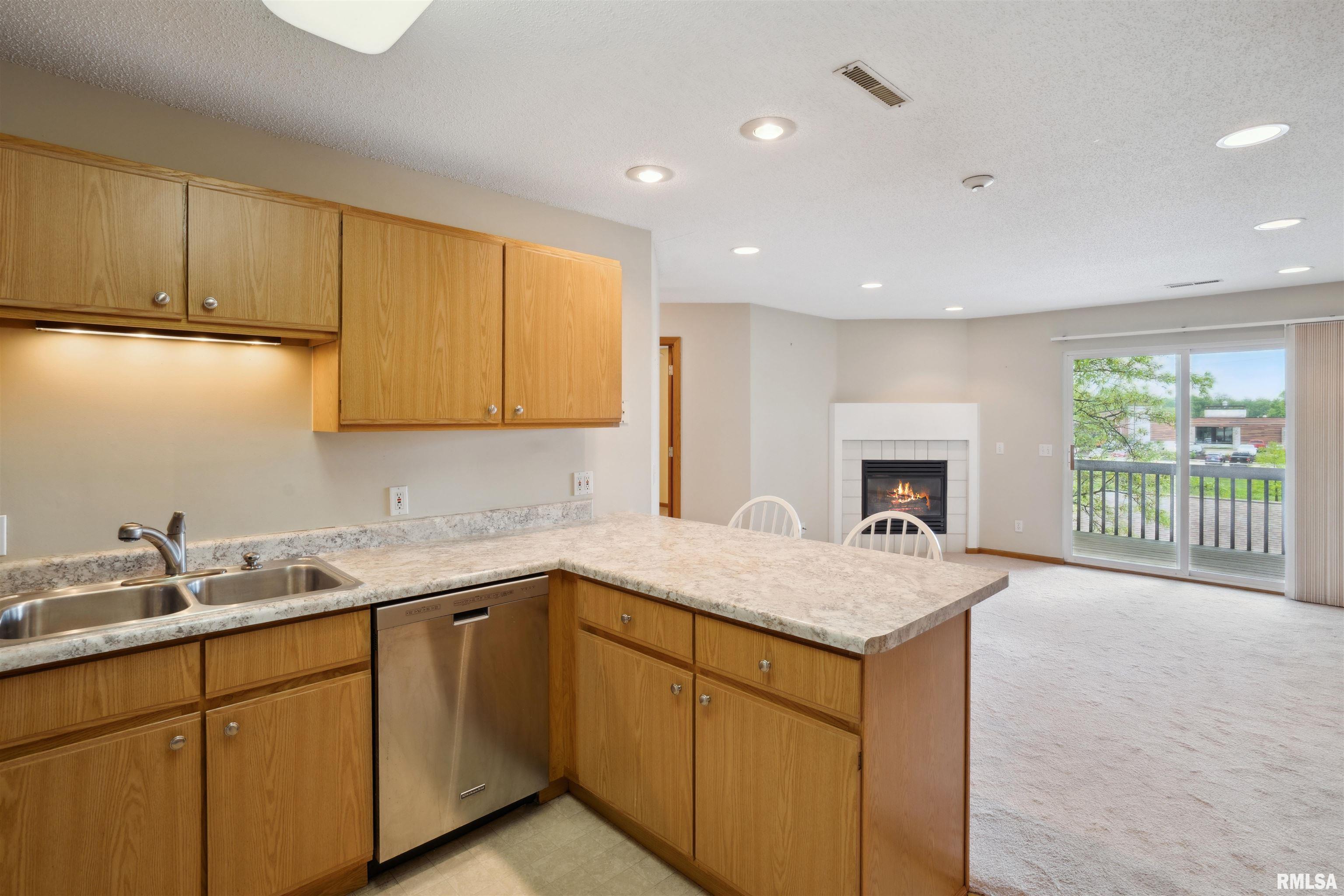 4165 Mallard Court #11, Bettendorf, Iowa image 9