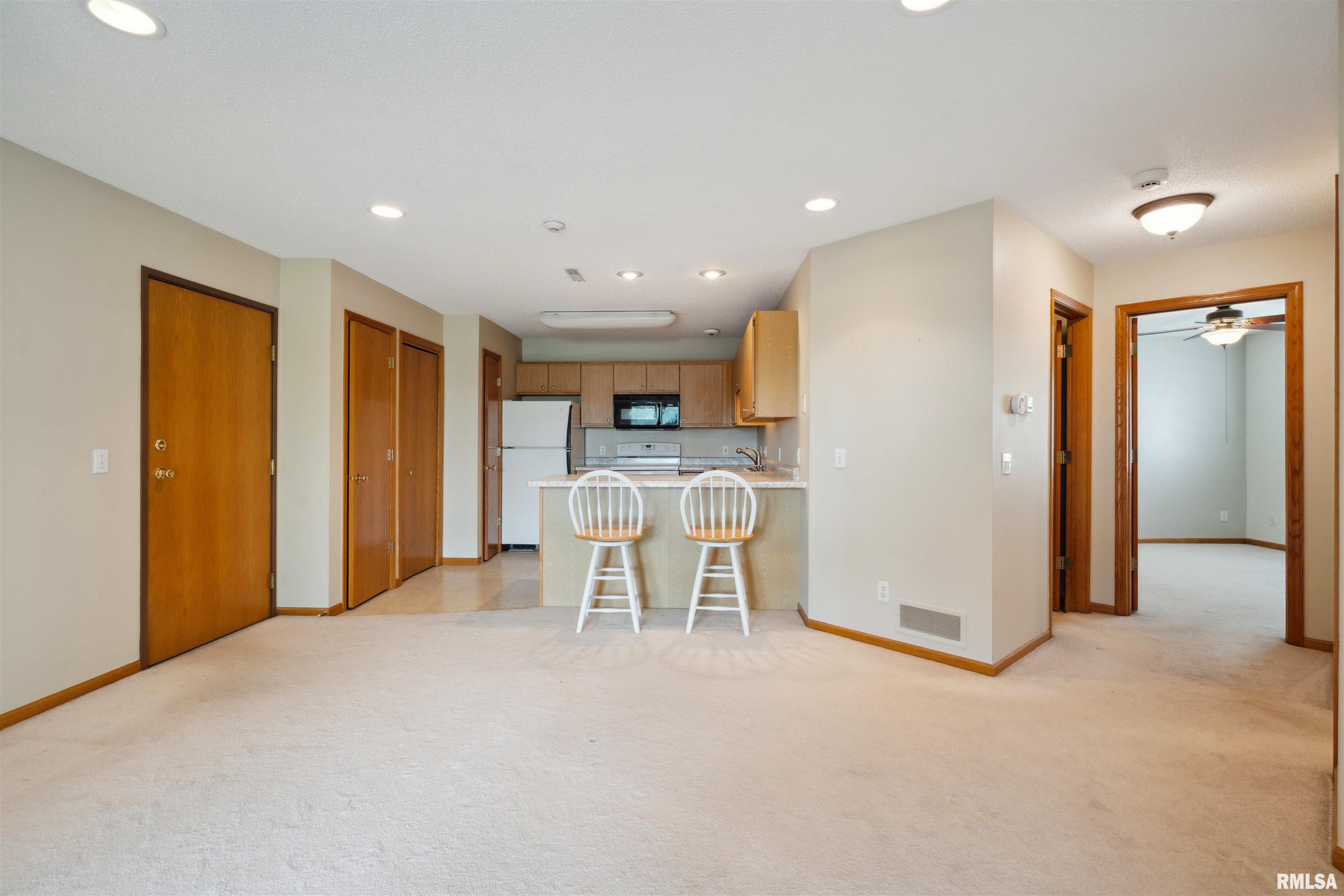 4165 Mallard Court #11, Bettendorf, Iowa image 5