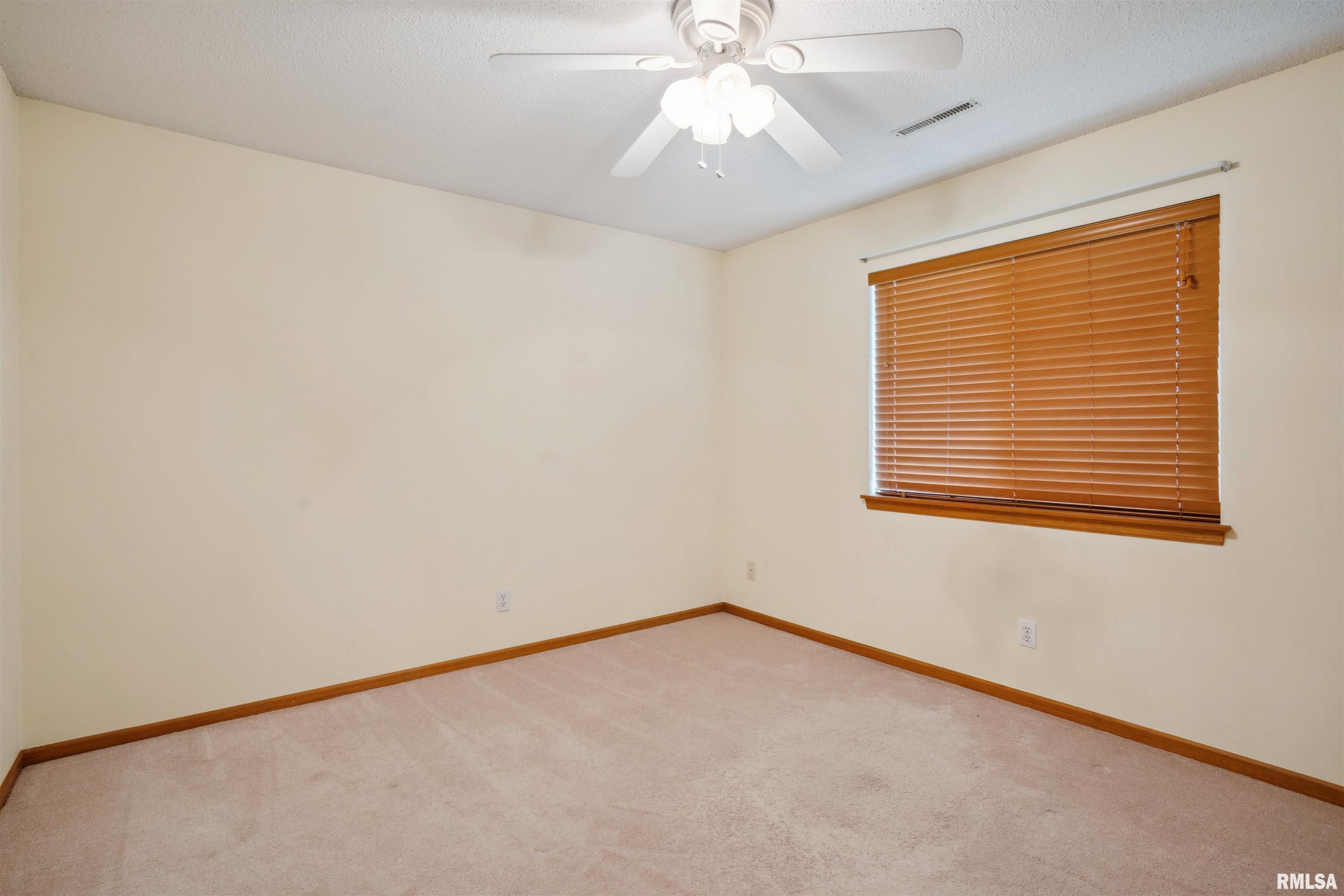 4165 Mallard Court #11, Bettendorf, Iowa image 10