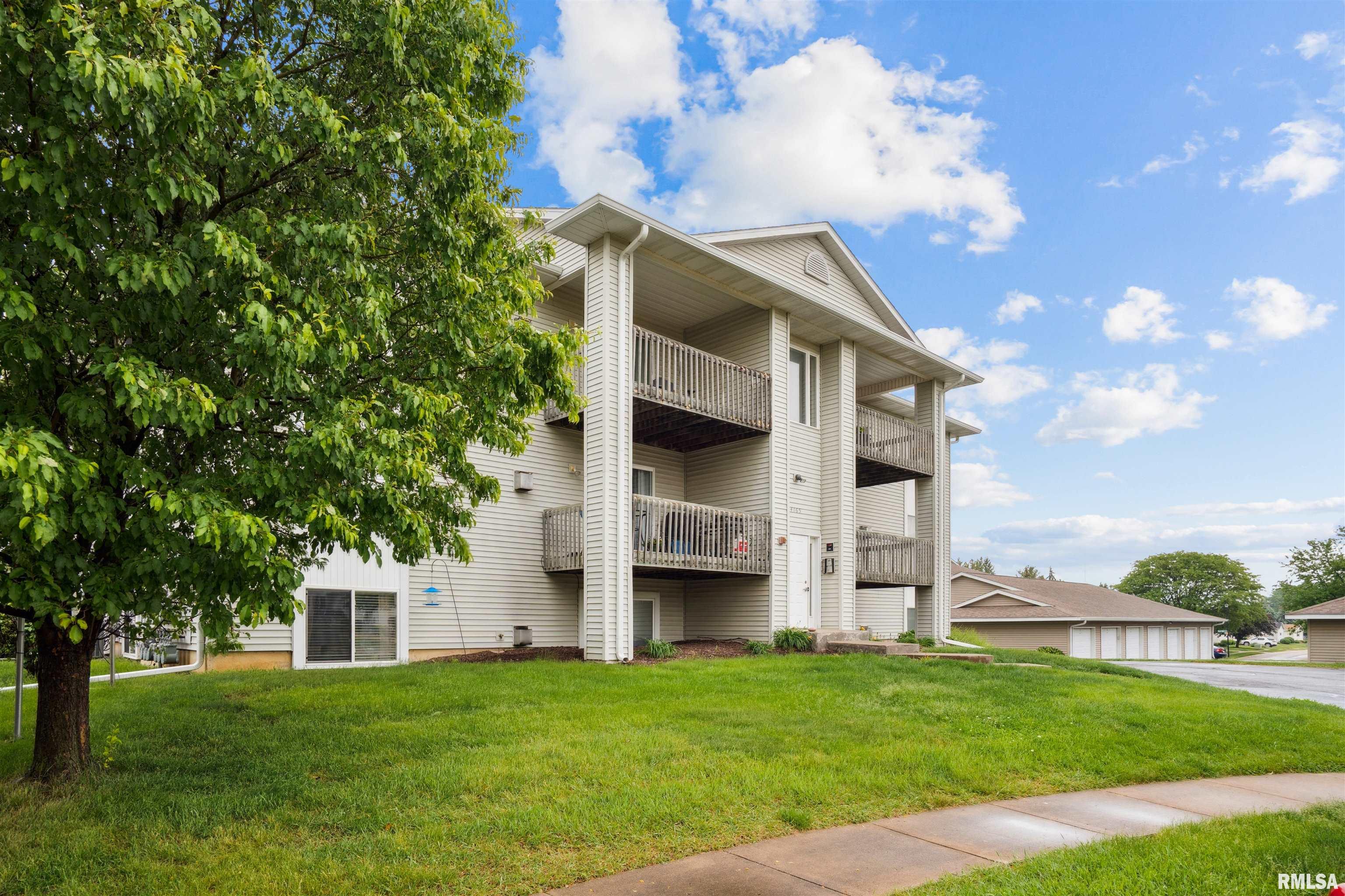 4165 Mallard Court #11, Bettendorf, Iowa image 2