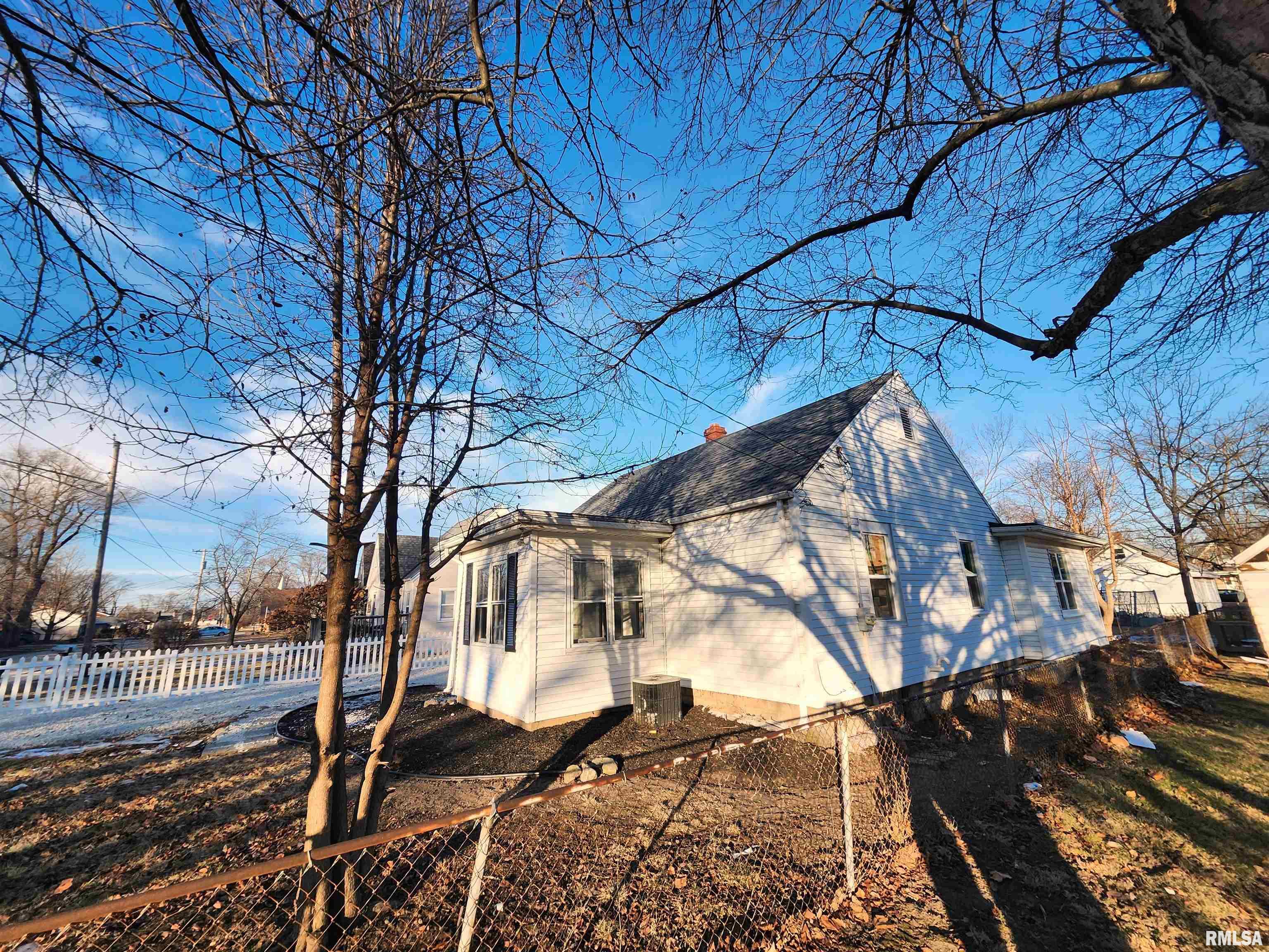 3916 Chalmers Avenue, Bartonville, Illinois image 9