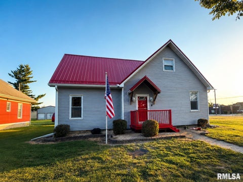Homes For Sale - 620 Jackson Street<br/> Hancock County, Warsaw, IL 62379
