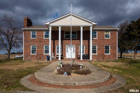 Homes For Sale - 3235 Crossroad School Road<br/> Saline County, Eldorado, IL 62930