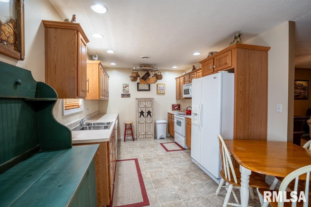 1804 Bridge Street, Marion, Illinois image 8