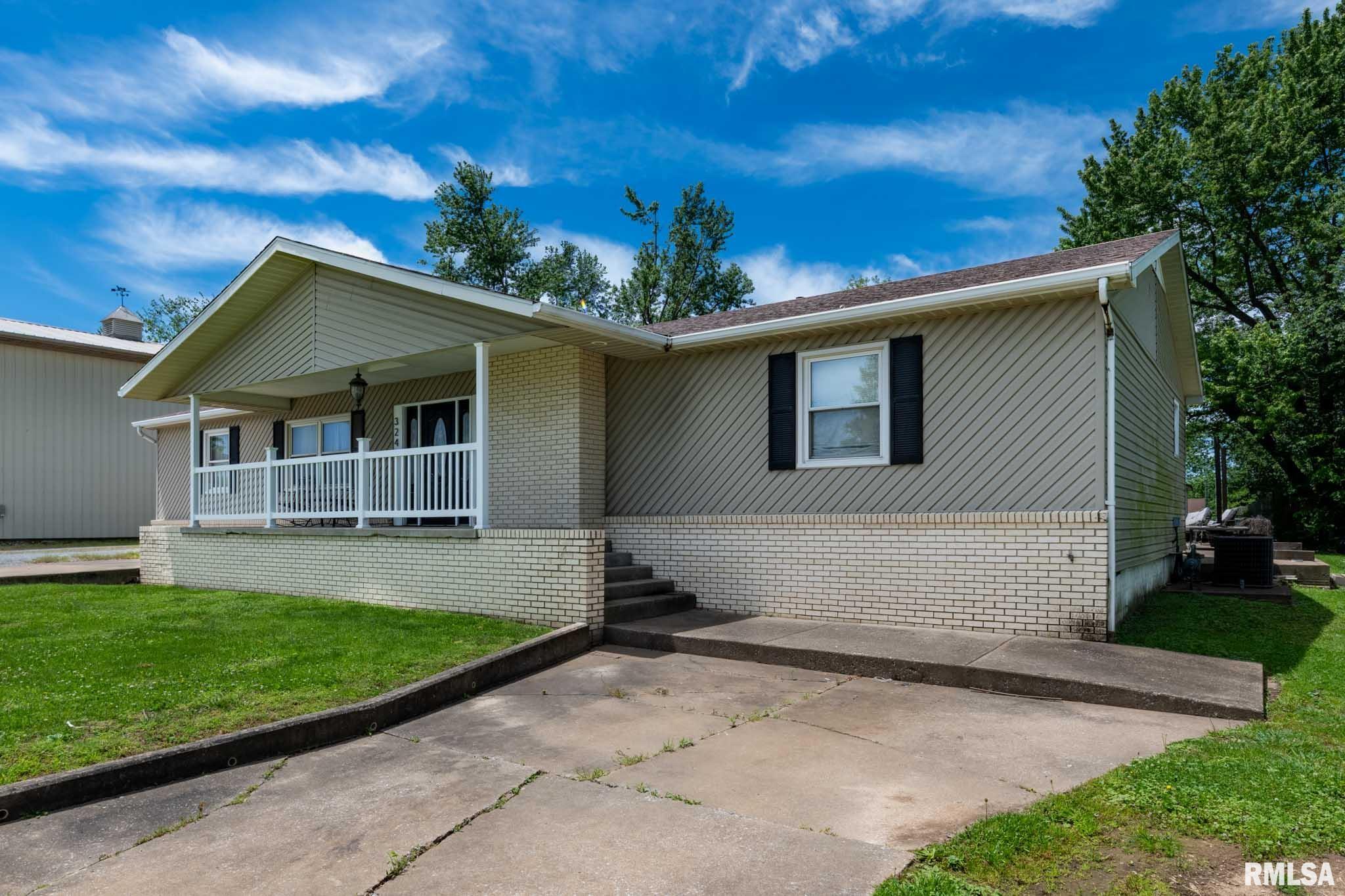 324 N Broadway, Goreville, Illinois image 23