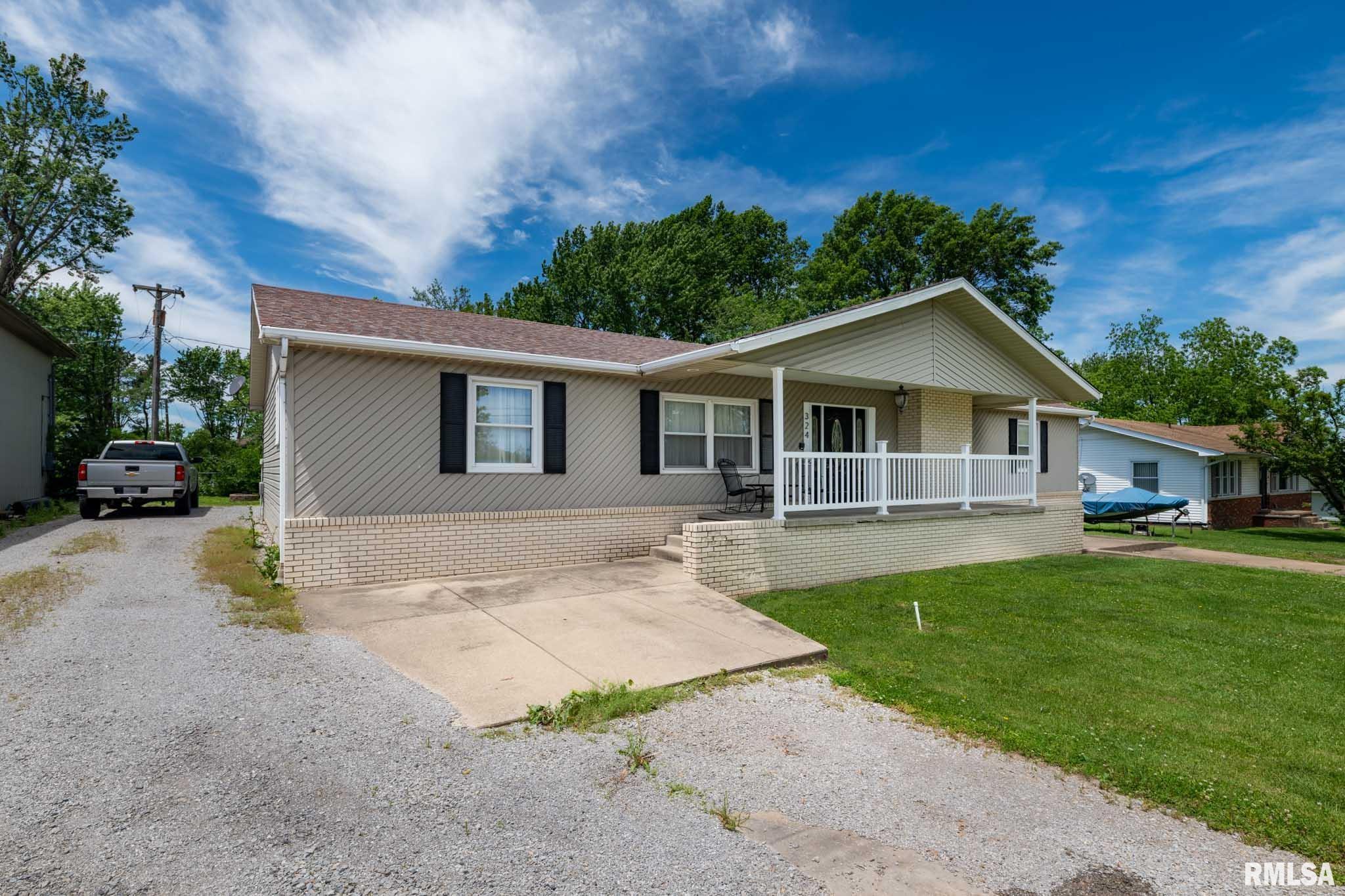 324 N Broadway, Goreville, Illinois image 22