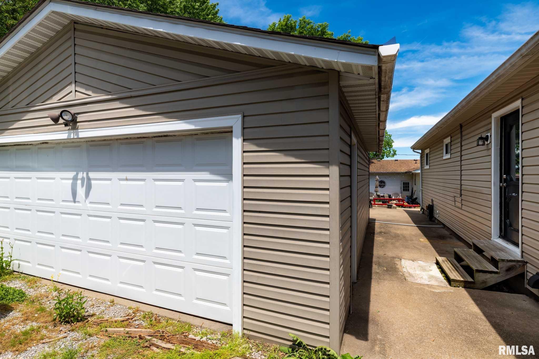324 N Broadway, Goreville, Illinois image 27