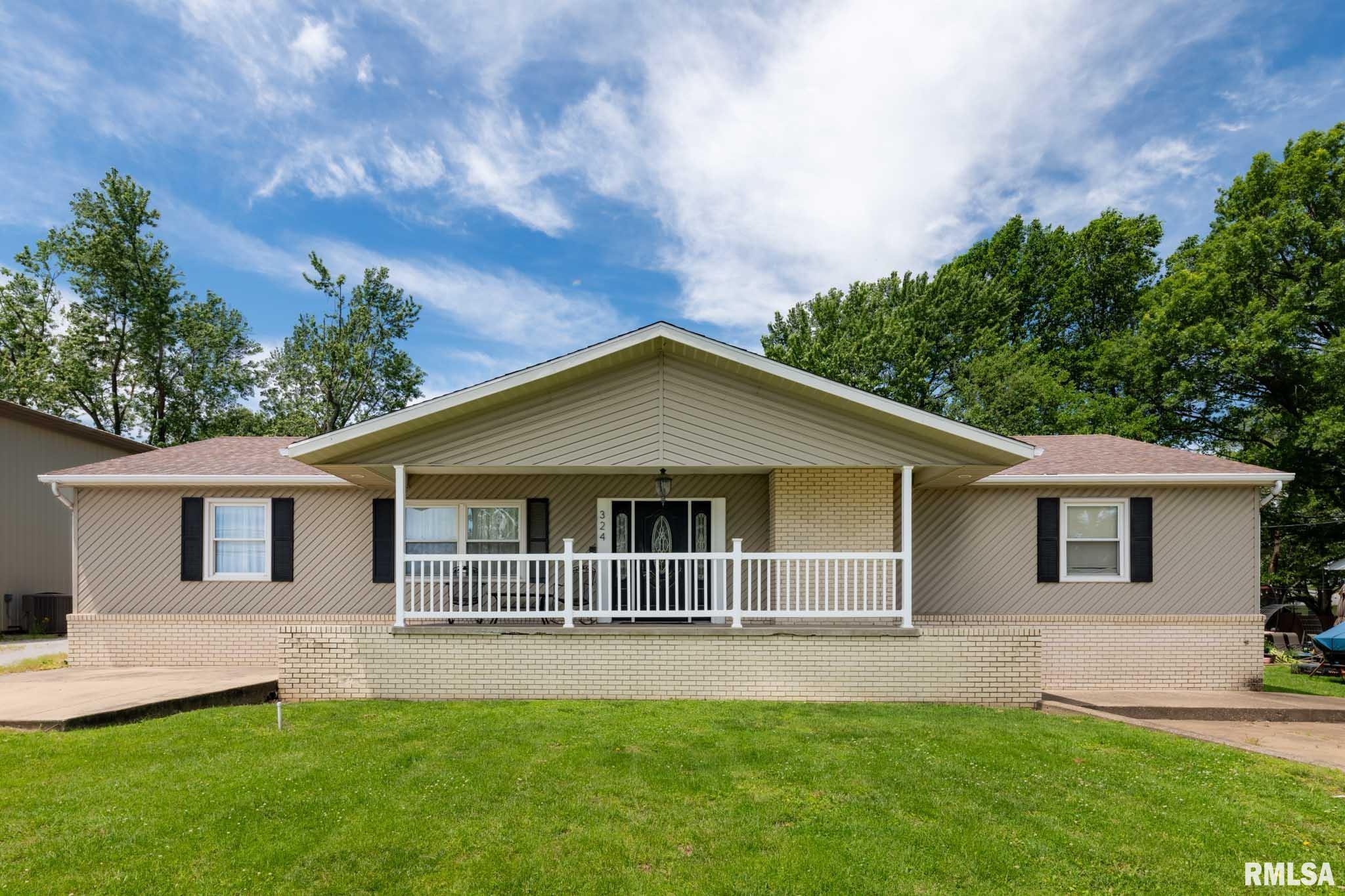 324 N Broadway, Goreville, Illinois image 1