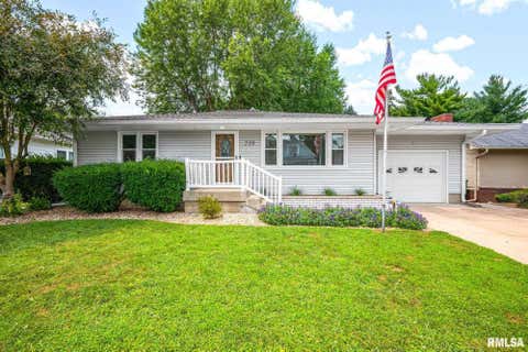 Homes For Sale - 230 Madison Street<br/> Galesburg, IL 61401