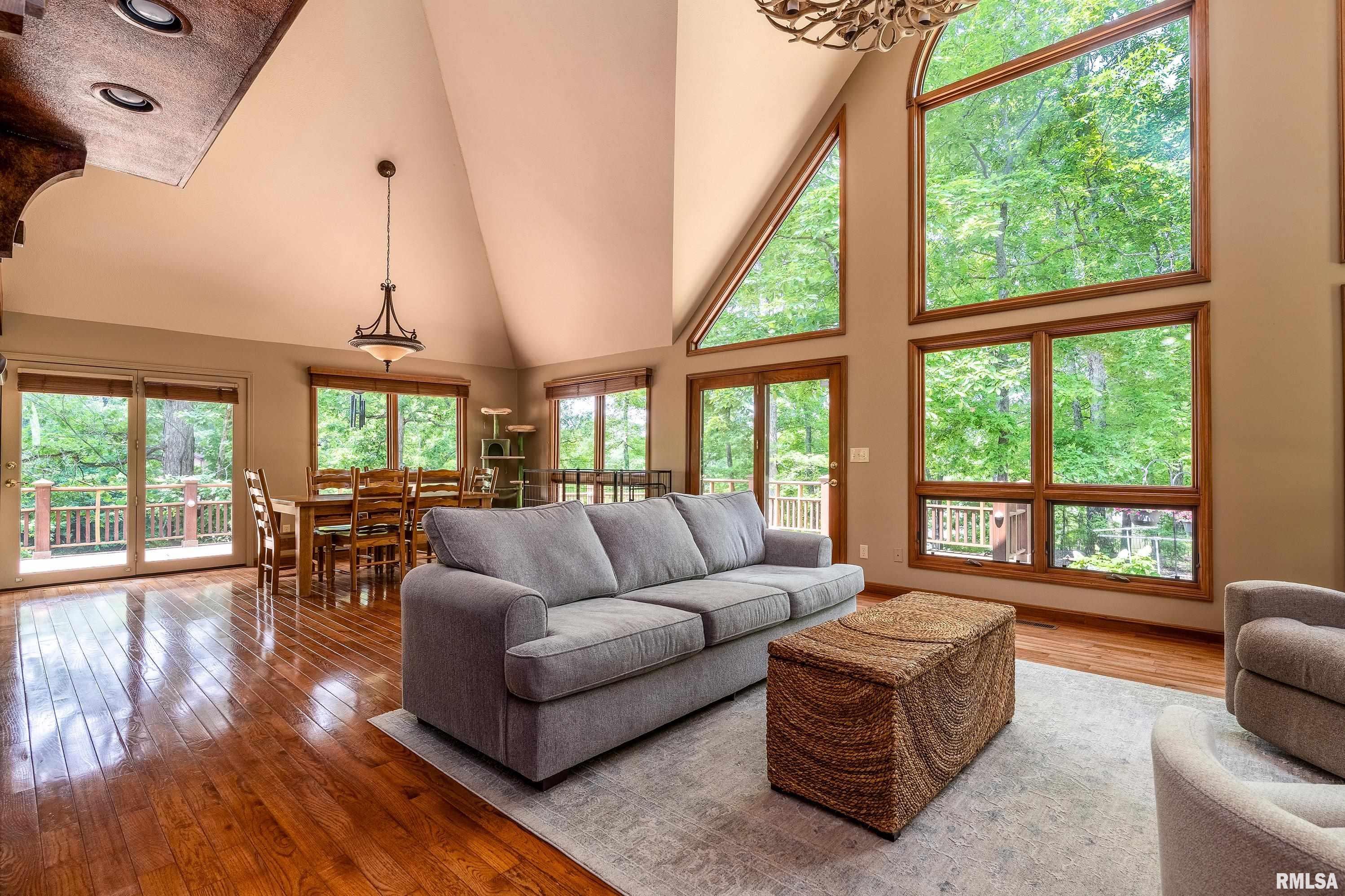 9 White Deer Run, Makanda, Illinois image 10
