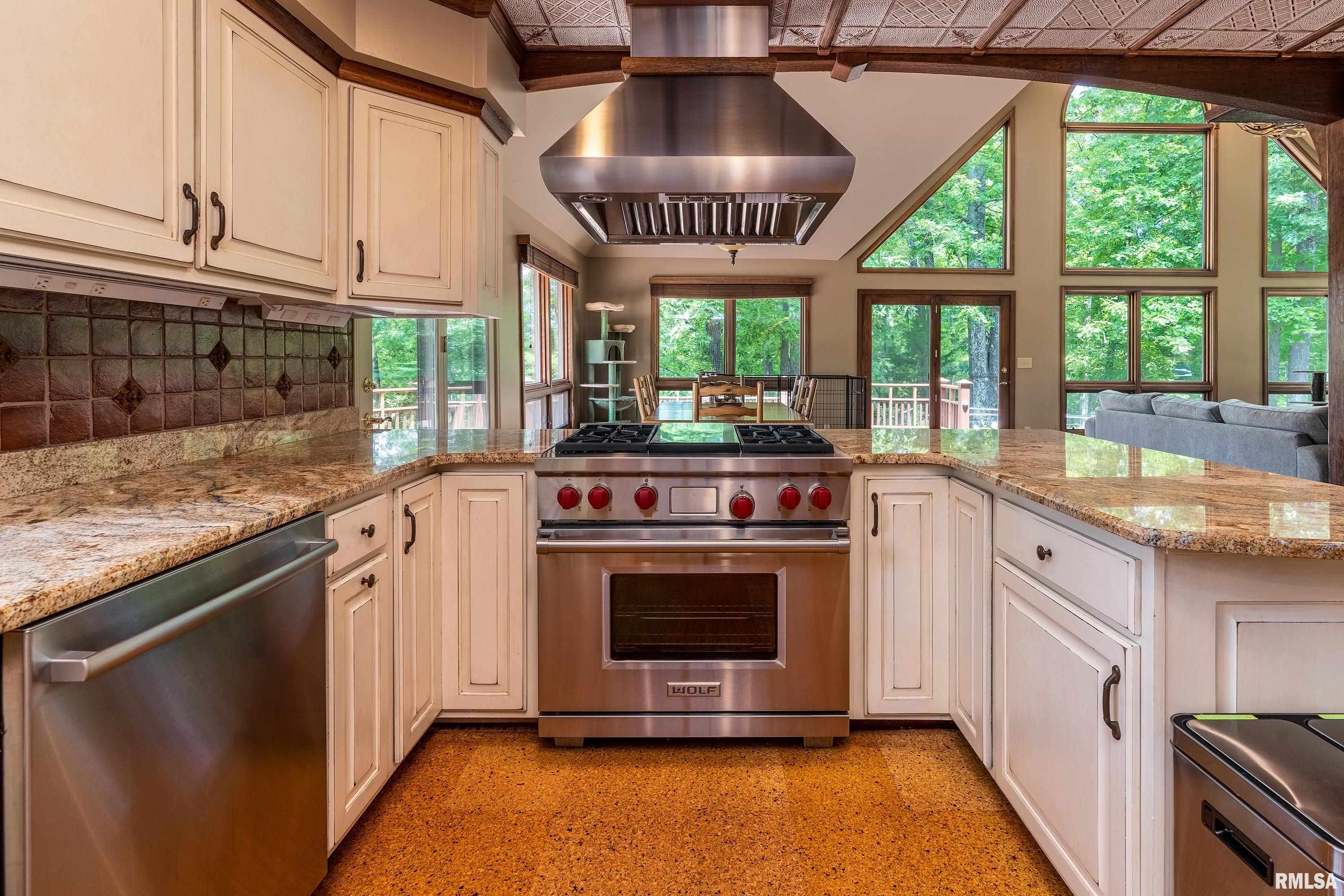 9 White Deer Run, Makanda, Illinois image 16