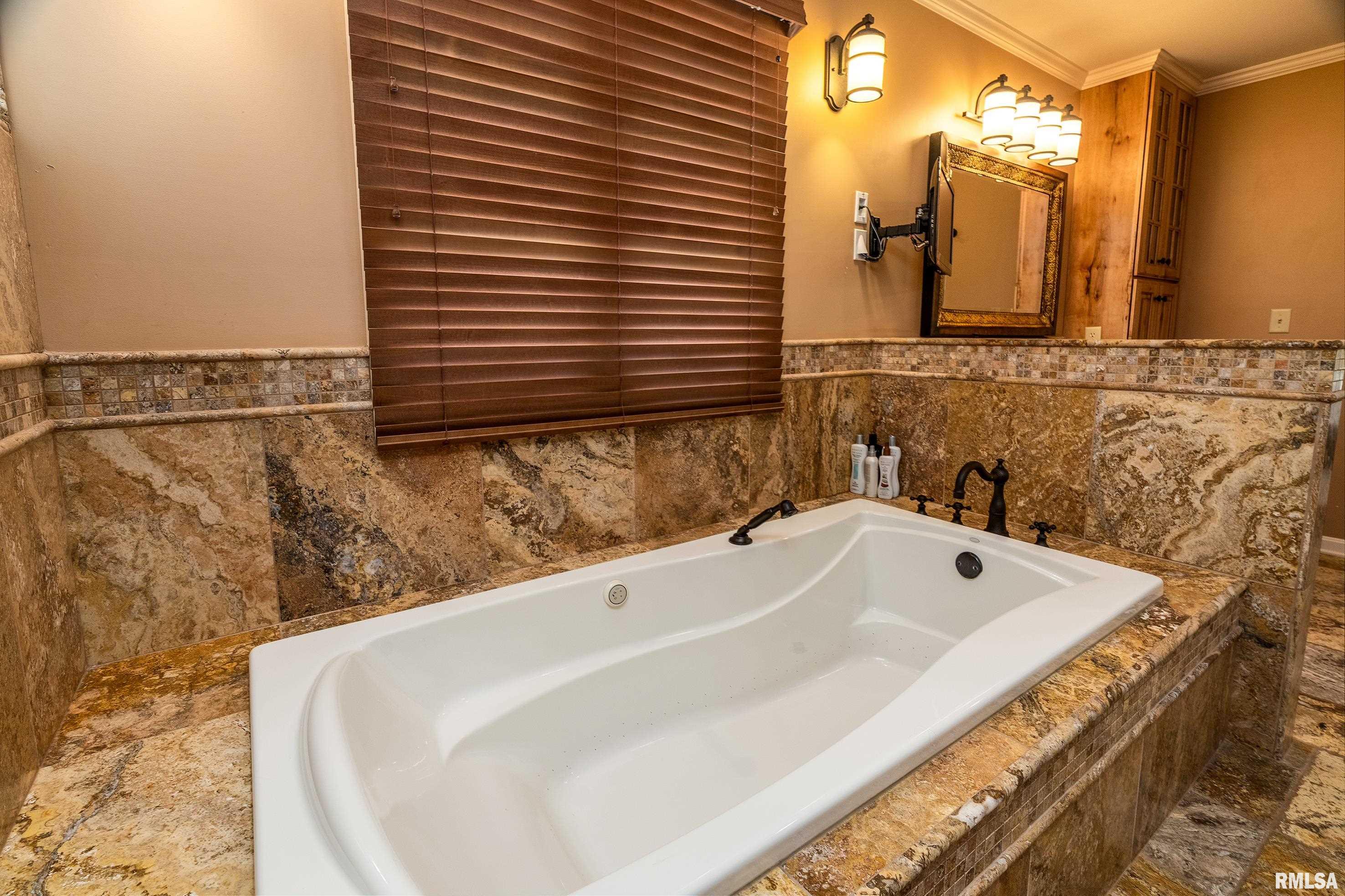 9 White Deer Run, Makanda, Illinois image 31
