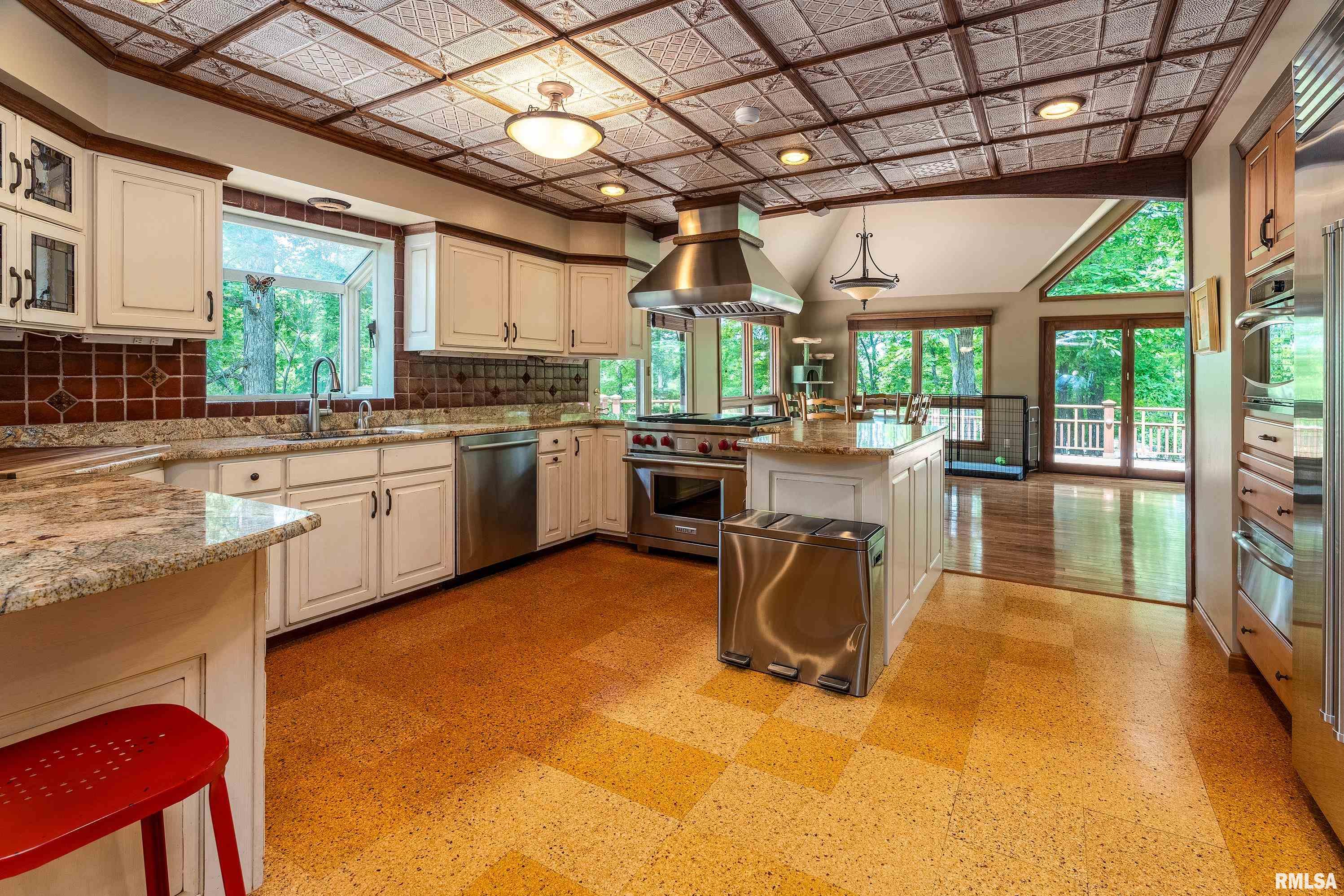 9 White Deer Run, Makanda, Illinois image 18