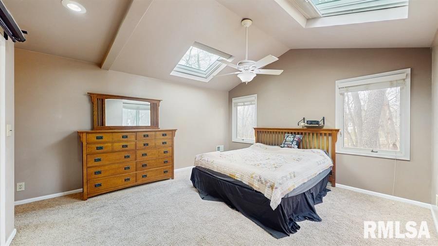 1229 35th Avenue, Moline, Illinois image 17