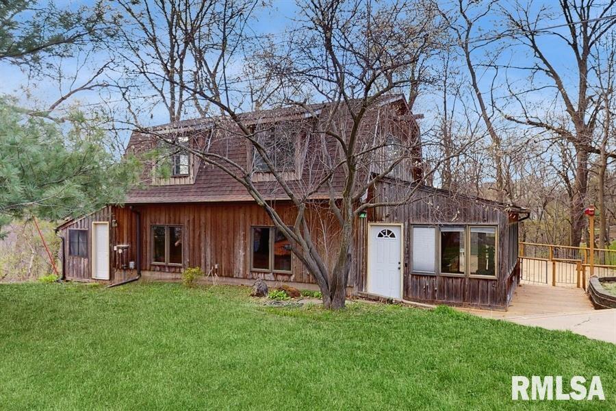 1229 35th Avenue, Moline, Illinois image 1