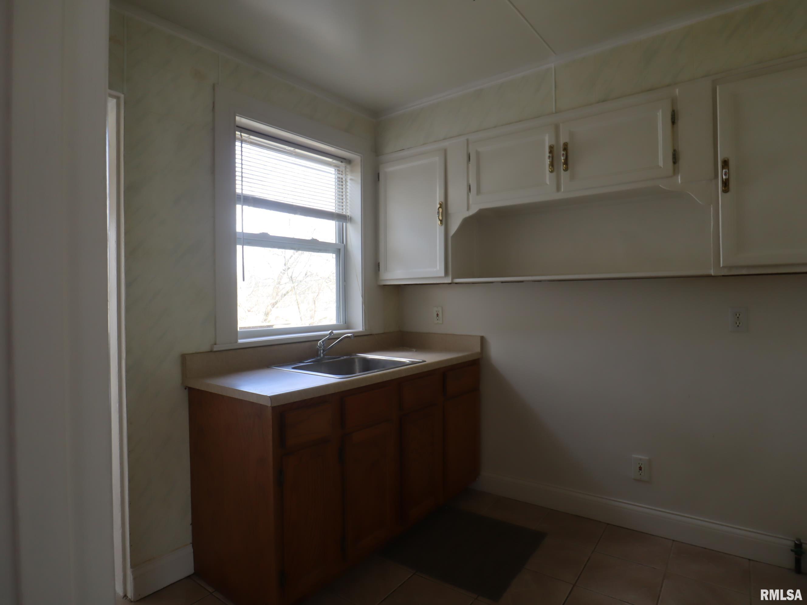 1315 E Rouse Avenue, Peoria, Illinois image 9
