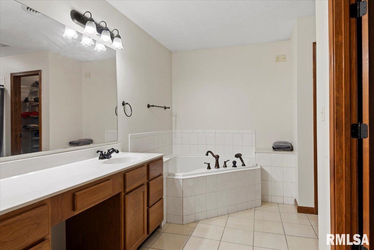 7510 Southport Lane, Springfield, Illinois image 33