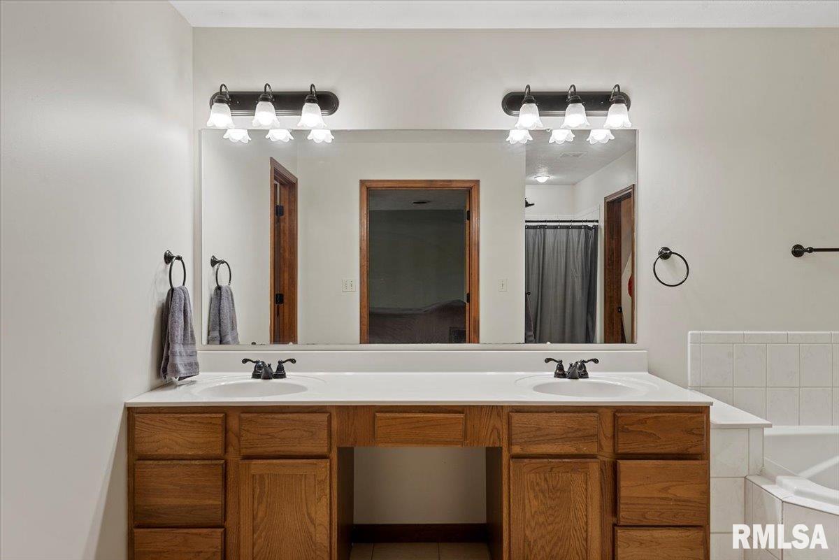 7510 Southport Lane, Springfield, Illinois image 32