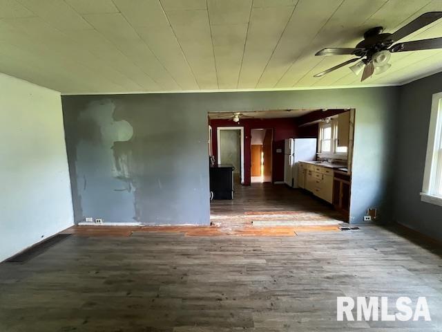 475 Holt Street, Vergennes, Illinois image 7