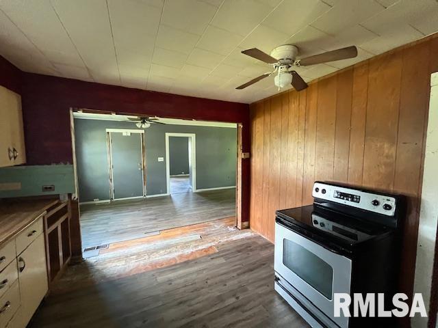 475 Holt Street, Vergennes, Illinois image 5