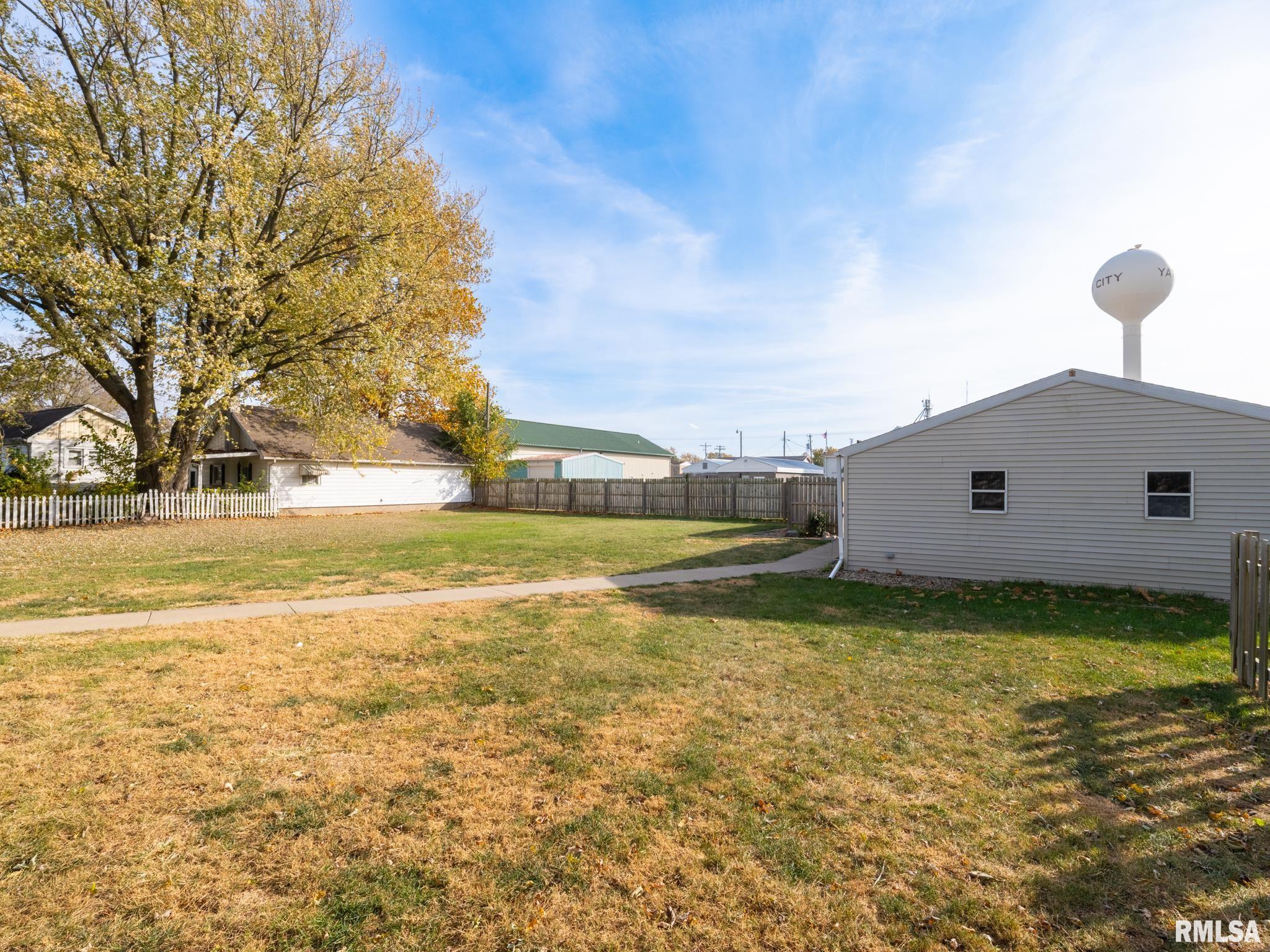 106 W Bishop Street, Yates City, Illinois image 39