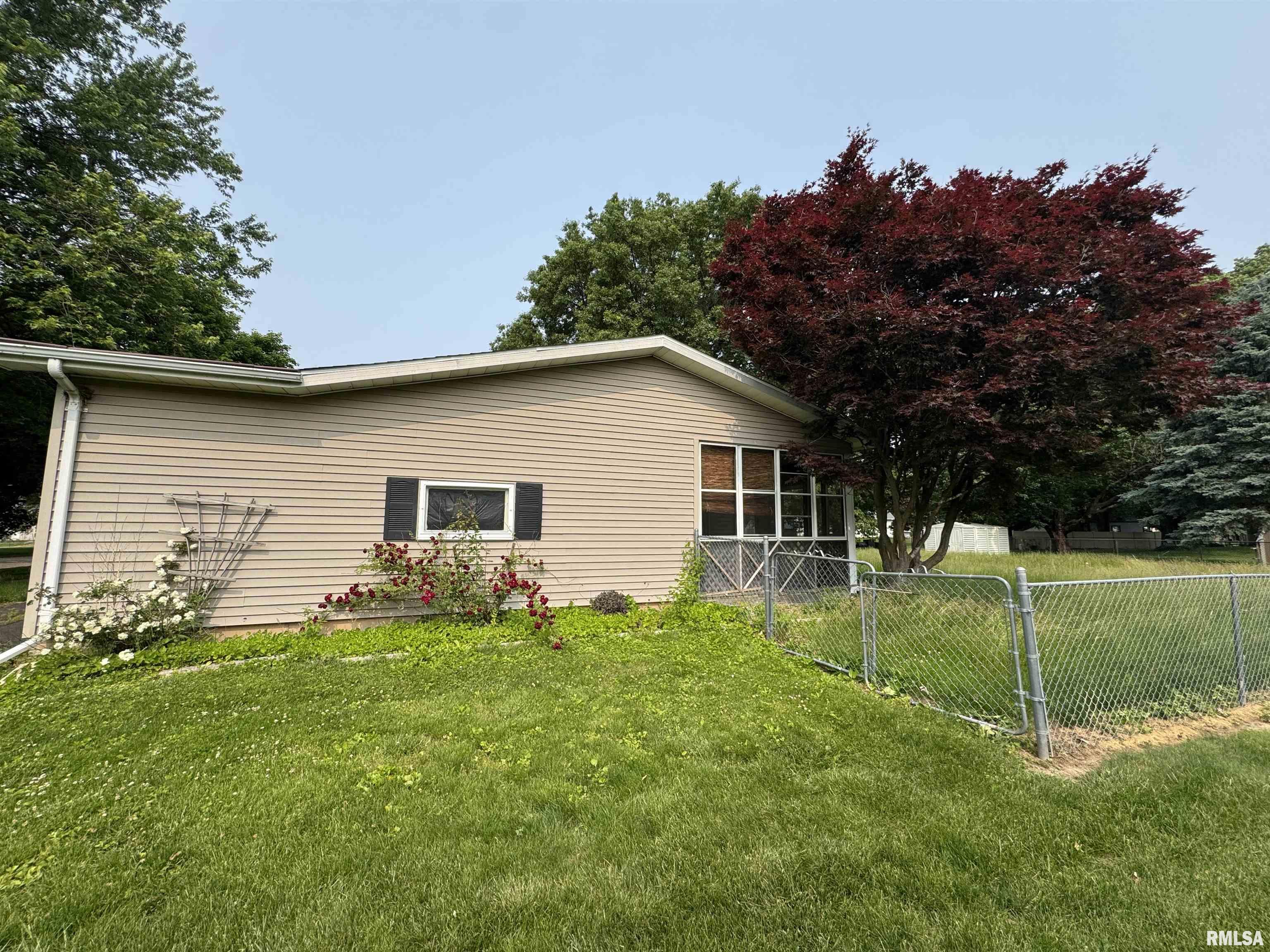 4267 Evergreen Drive, Galesburg, Illinois image 3