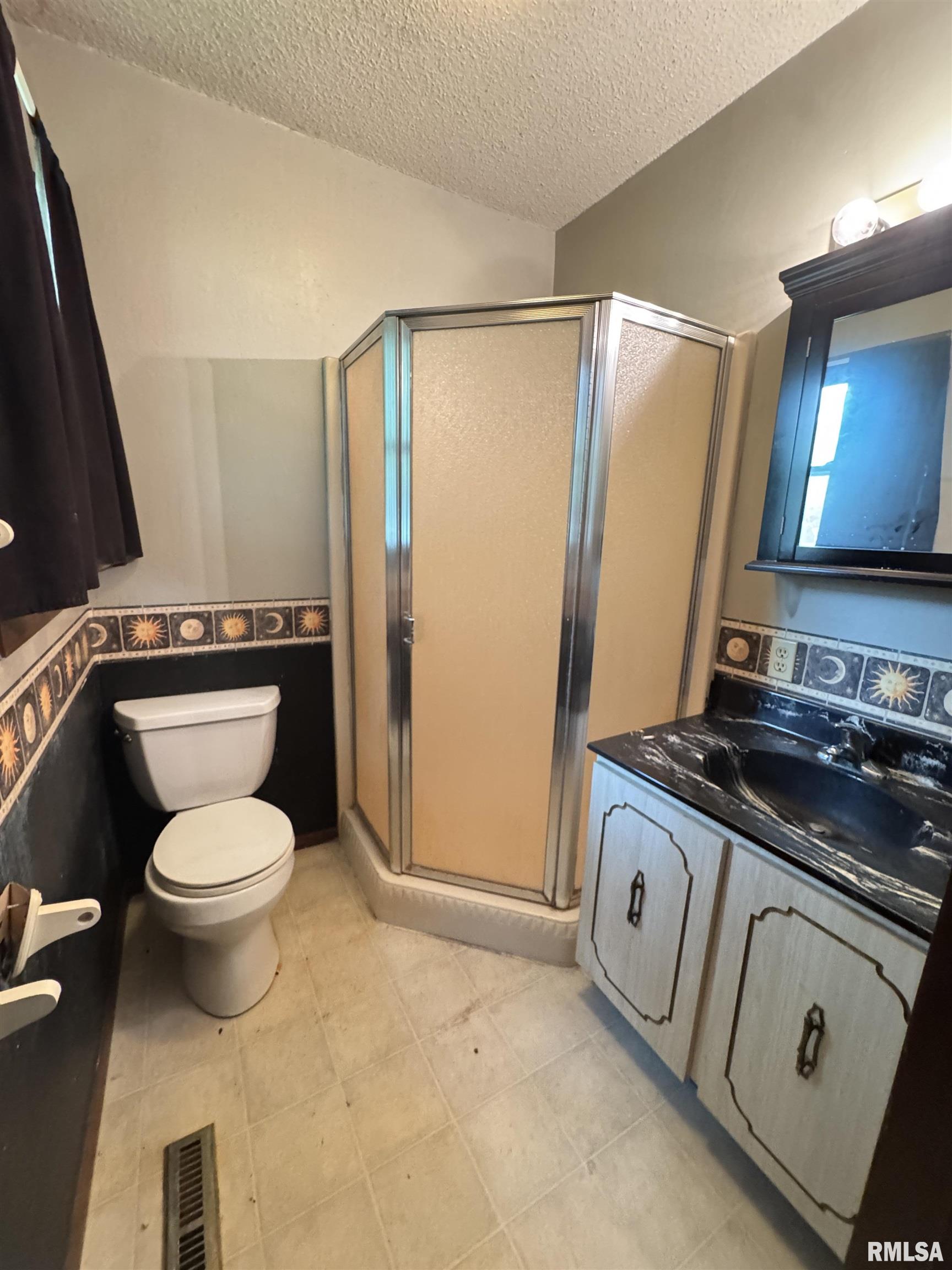 4267 Evergreen Drive, Galesburg, Illinois image 21