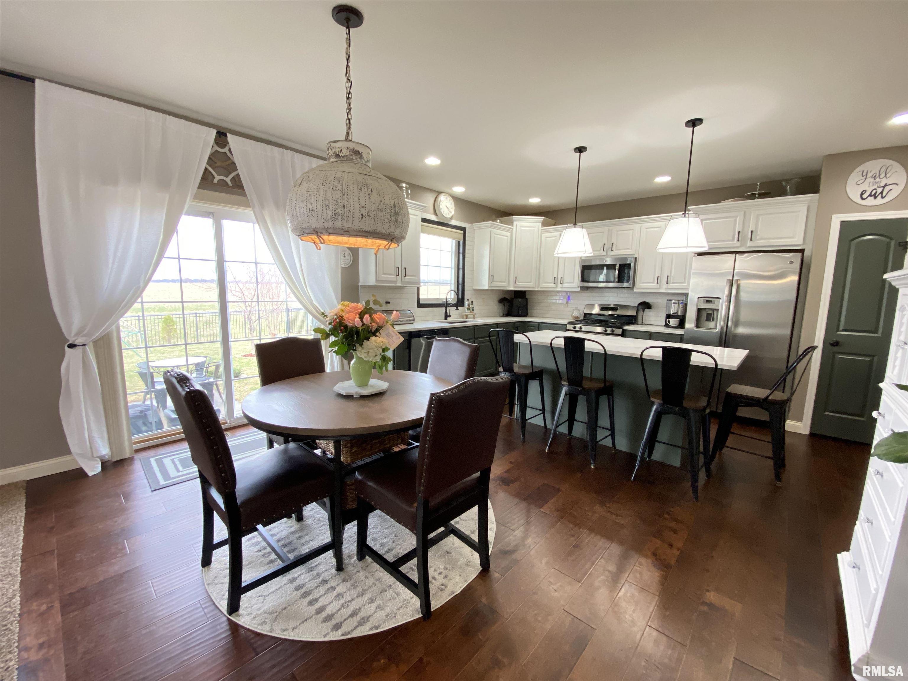 2811 W School Street, Dunlap, Illinois image 12