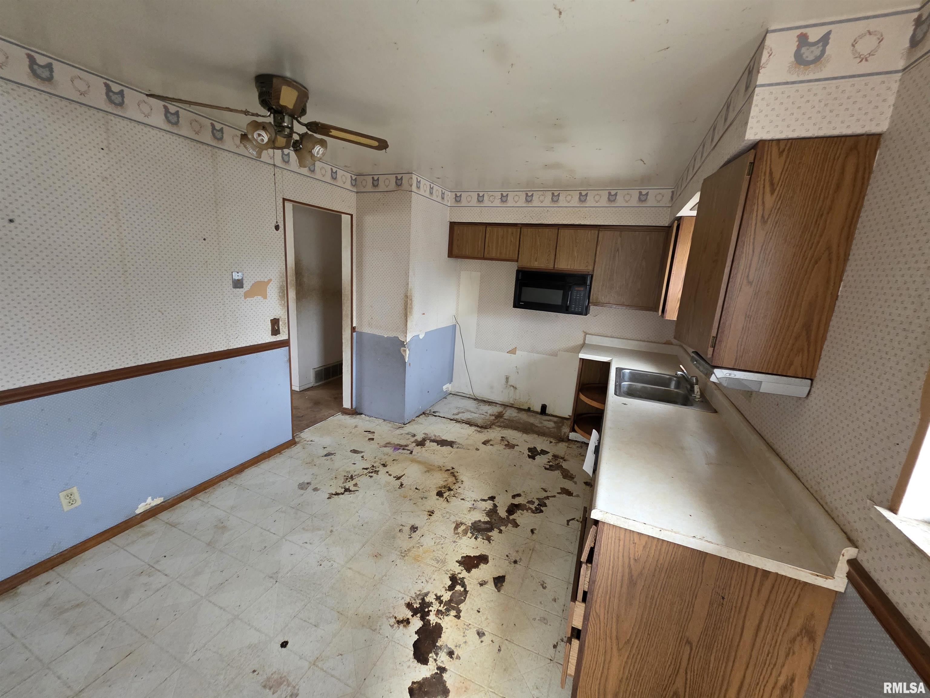 2608 Sandgate Road, Springfield, Illinois image 7