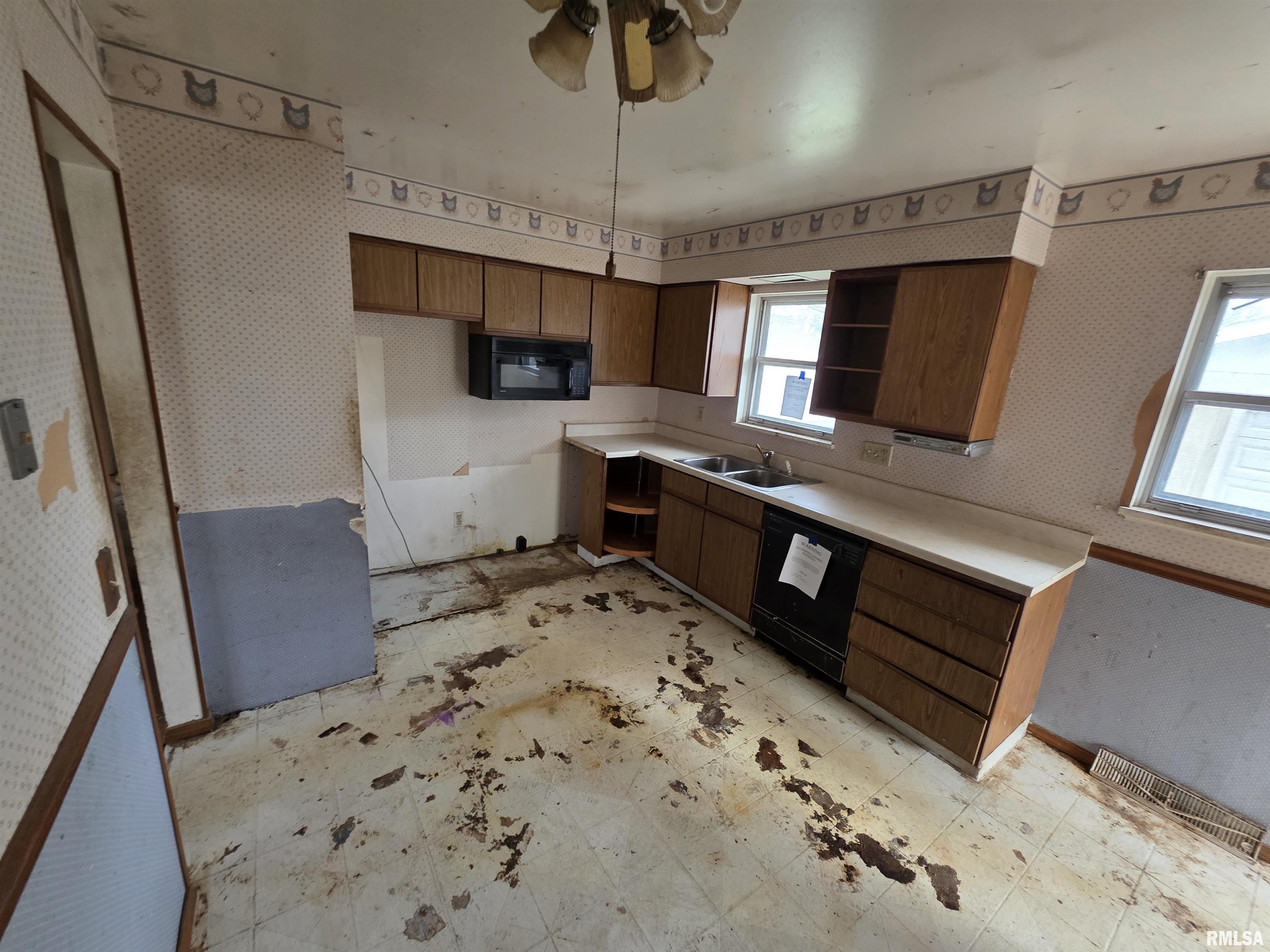 2608 Sandgate Road, Springfield, Illinois image 8