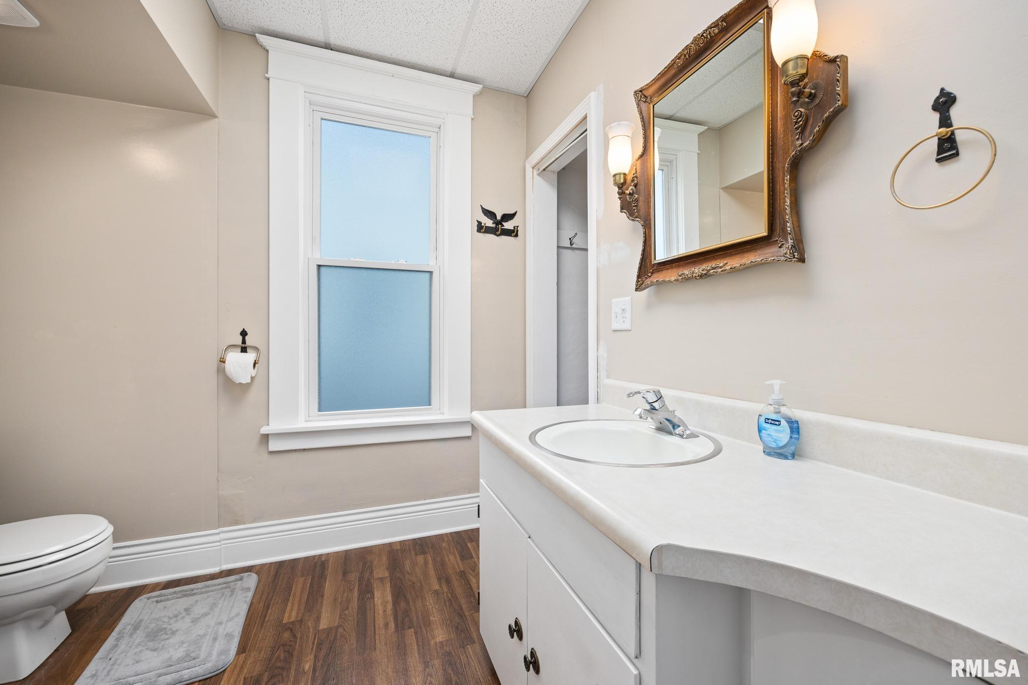 308 S Pine Street, Washington, Illinois image 17