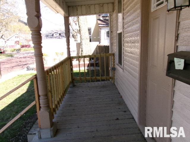 320 Walnut Street, Pekin, Illinois image 2
