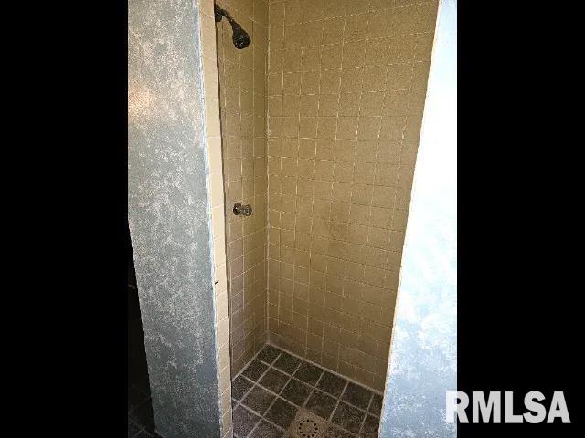 501 N Hun Street, Colchester, Illinois image 31