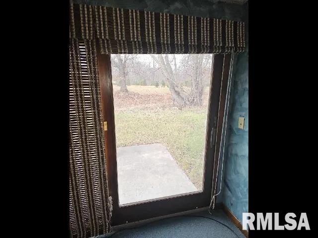 501 N Hun Street, Colchester, Illinois image 34