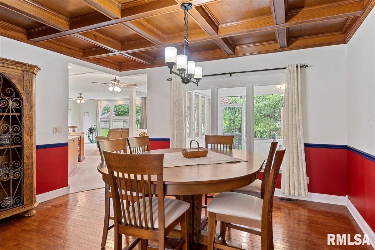 142 Lilac Lane, Chatham, Illinois image 9