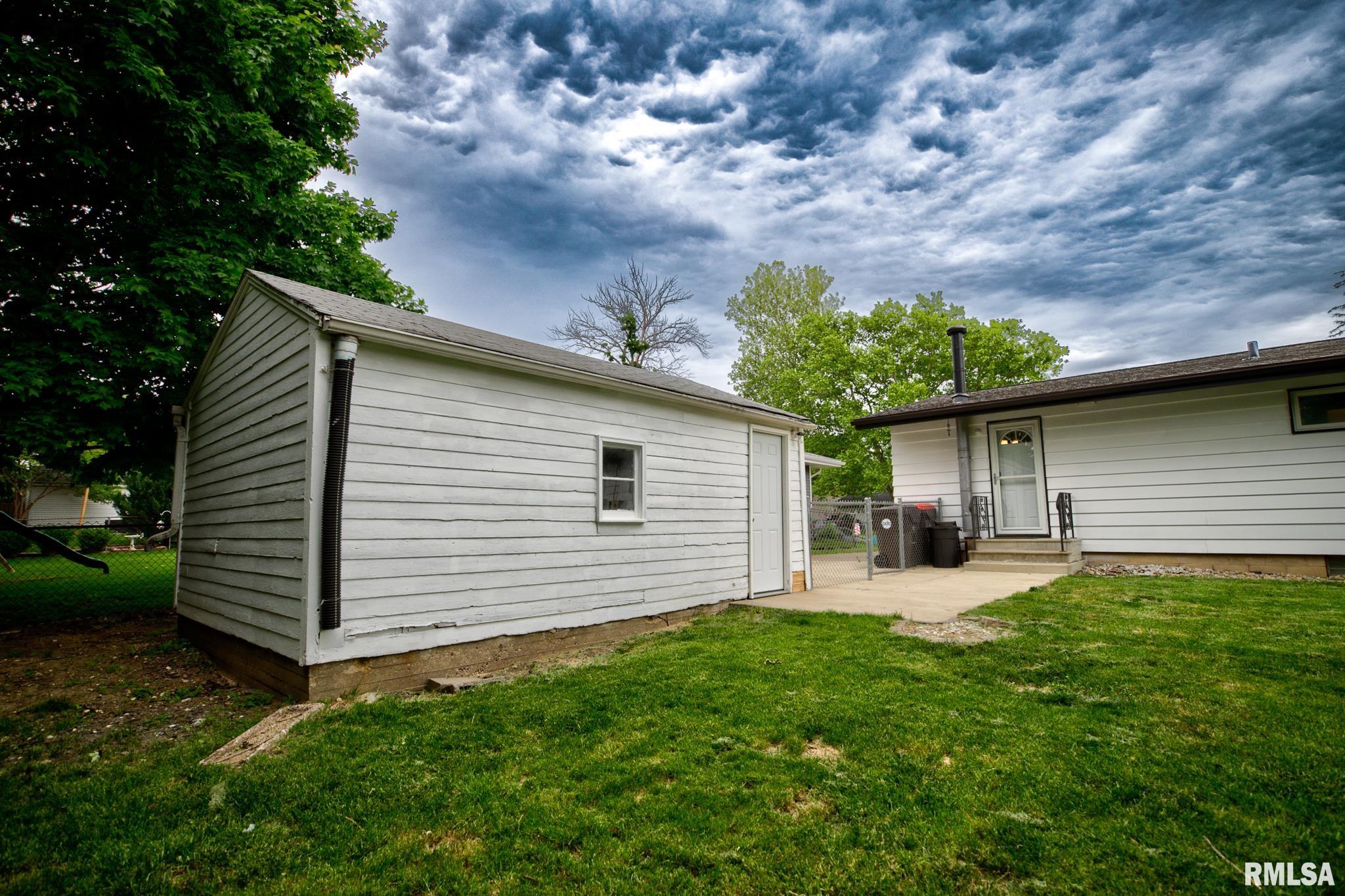 5619 N Western Avenue, Peoria, Illinois image 5