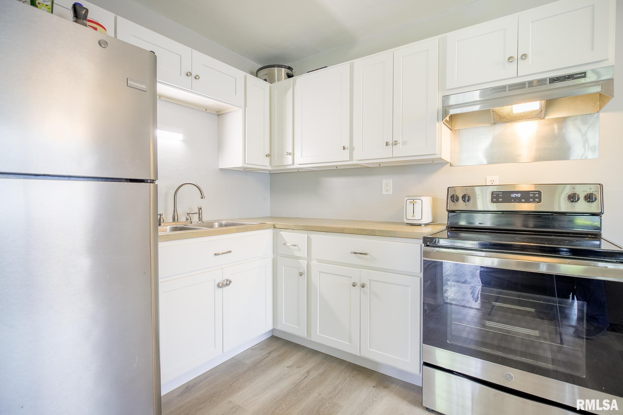 5619 N Western Avenue, Peoria, Illinois image 10