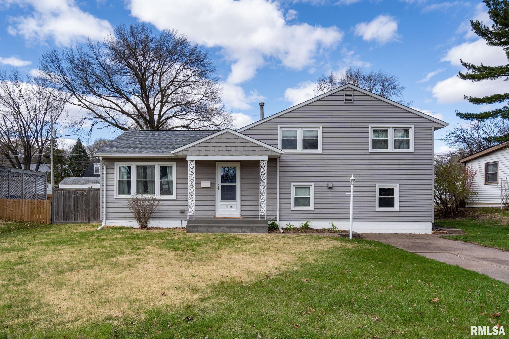 932 Jones Street, Bettendorf, Iowa image 1