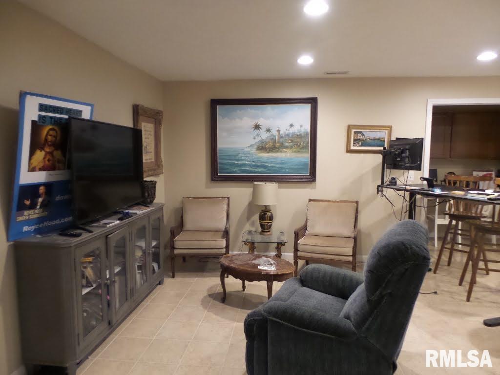 11511 N Scotts Trail, Dunlap, Illinois image 28