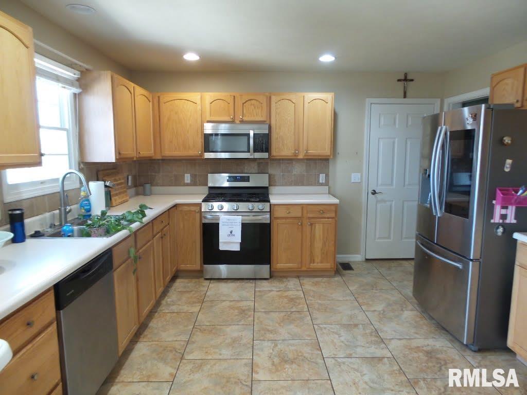 11511 N Scotts Trail, Dunlap, Illinois image 24