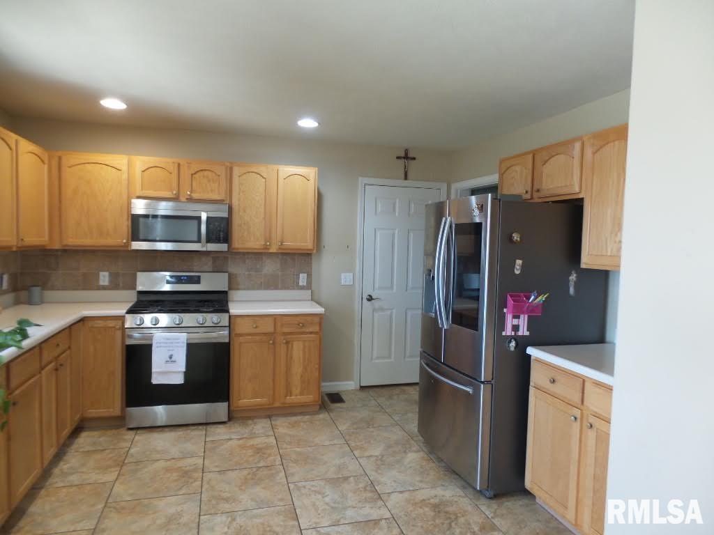 11511 N Scotts Trail, Dunlap, Illinois image 25
