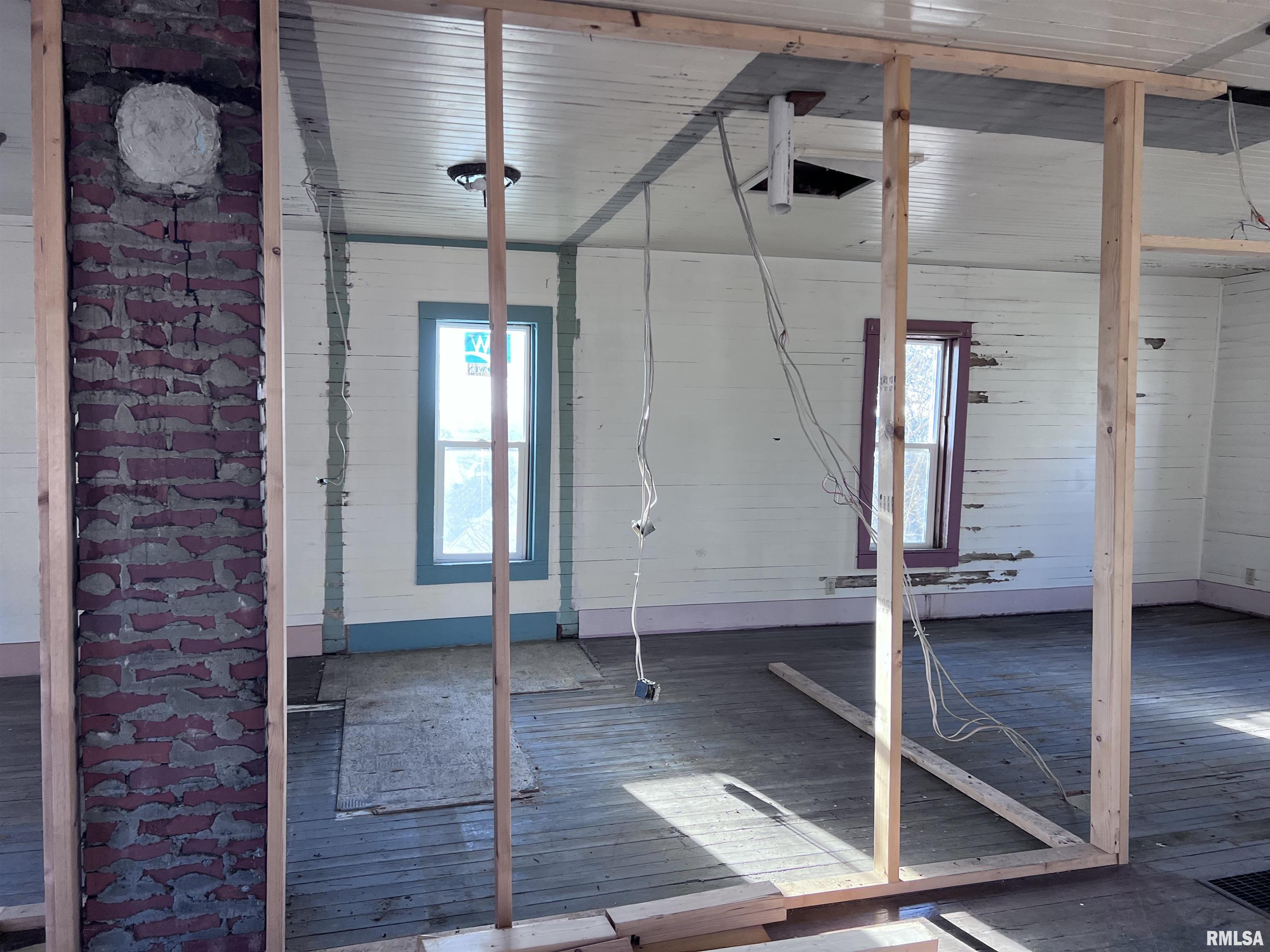 105 E Pine Street, Alto Pass, Illinois image 14