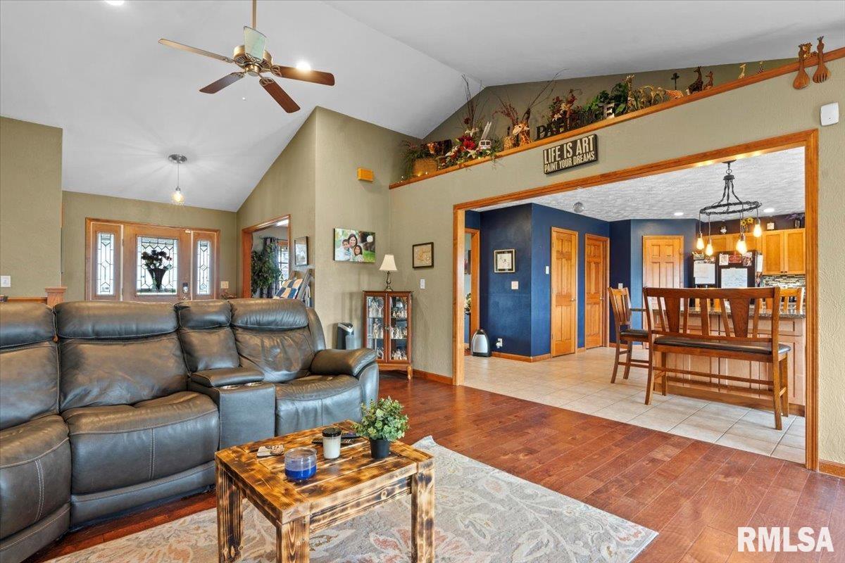 1071 Brittin Place, Sherman, Illinois image 11