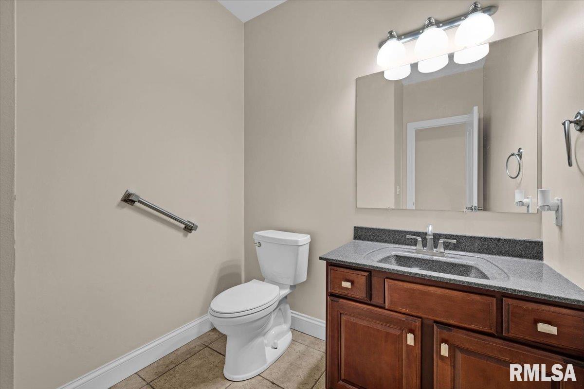 412 Westminster Road, Germantown Hills, Illinois image 12