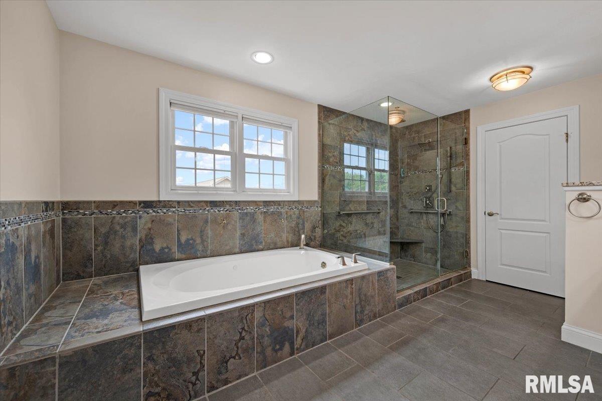 412 Westminster Road, Germantown Hills, Illinois image 18