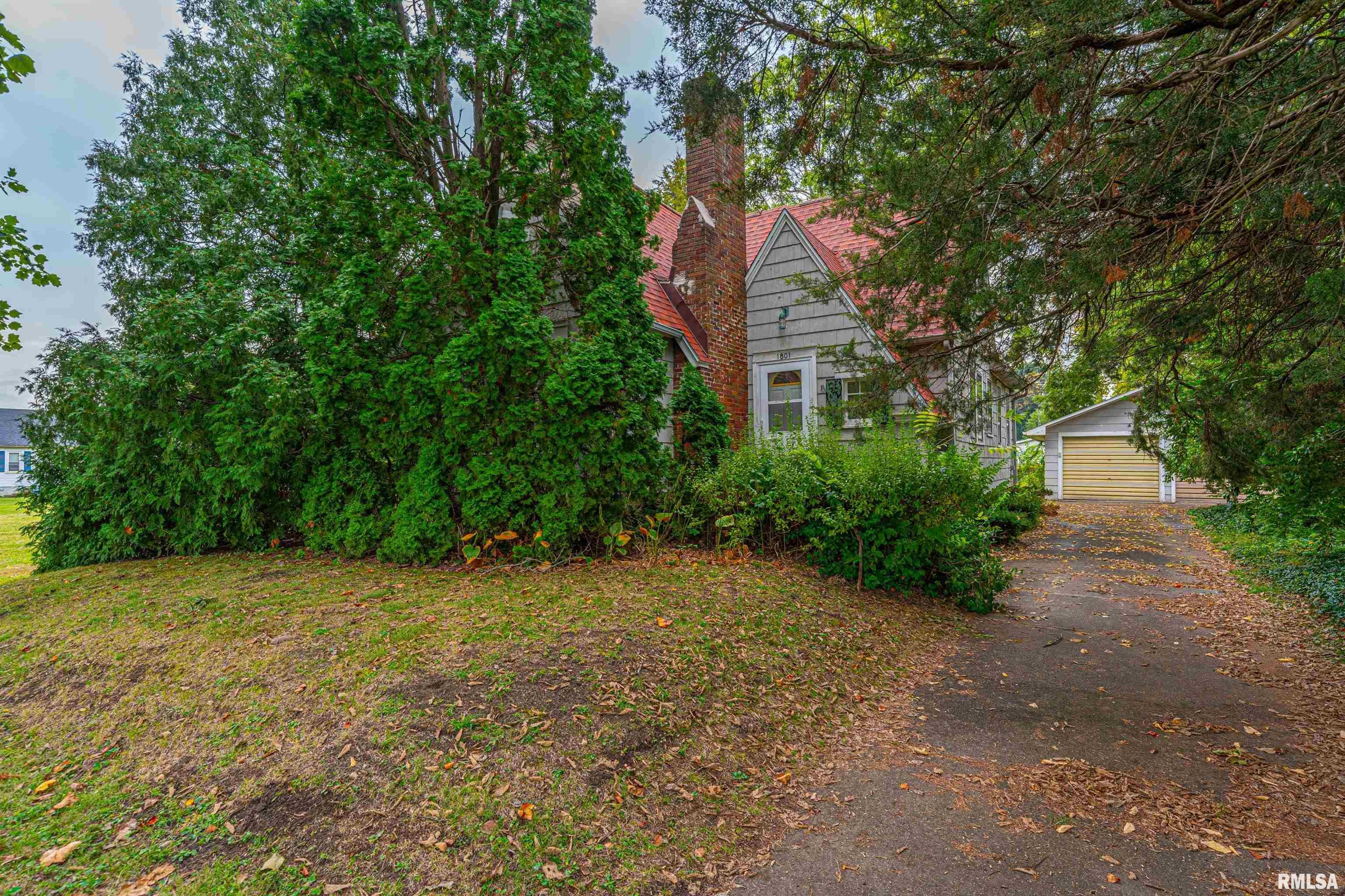 1801 BROADWAY Street