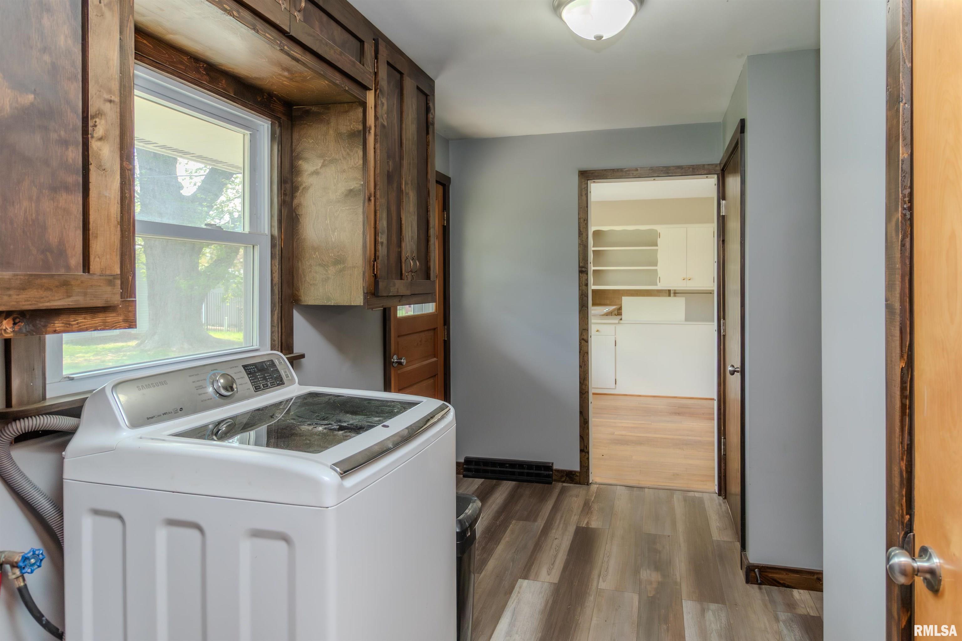 501 W High Street, Roanoke, Illinois image 29