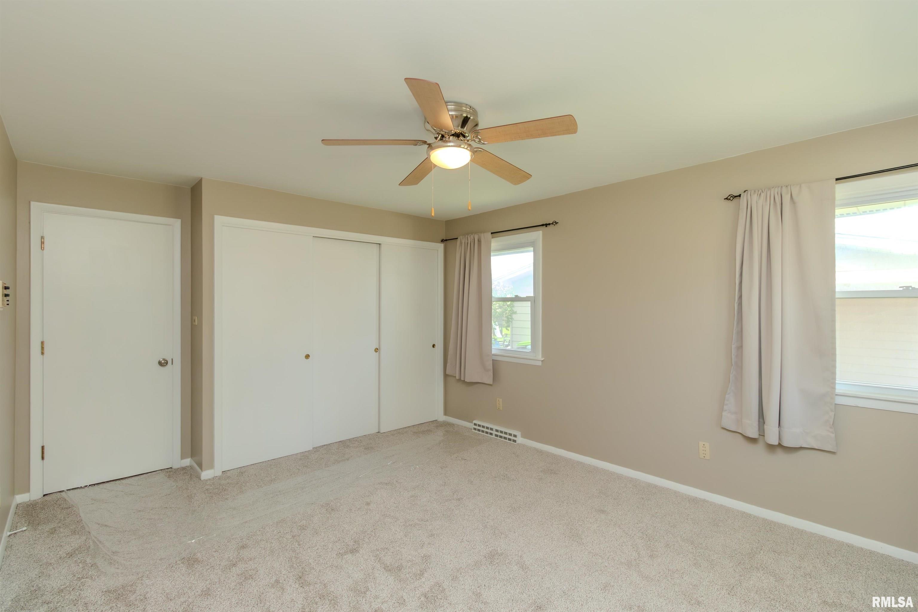 501 W High Street, Roanoke, Illinois image 33
