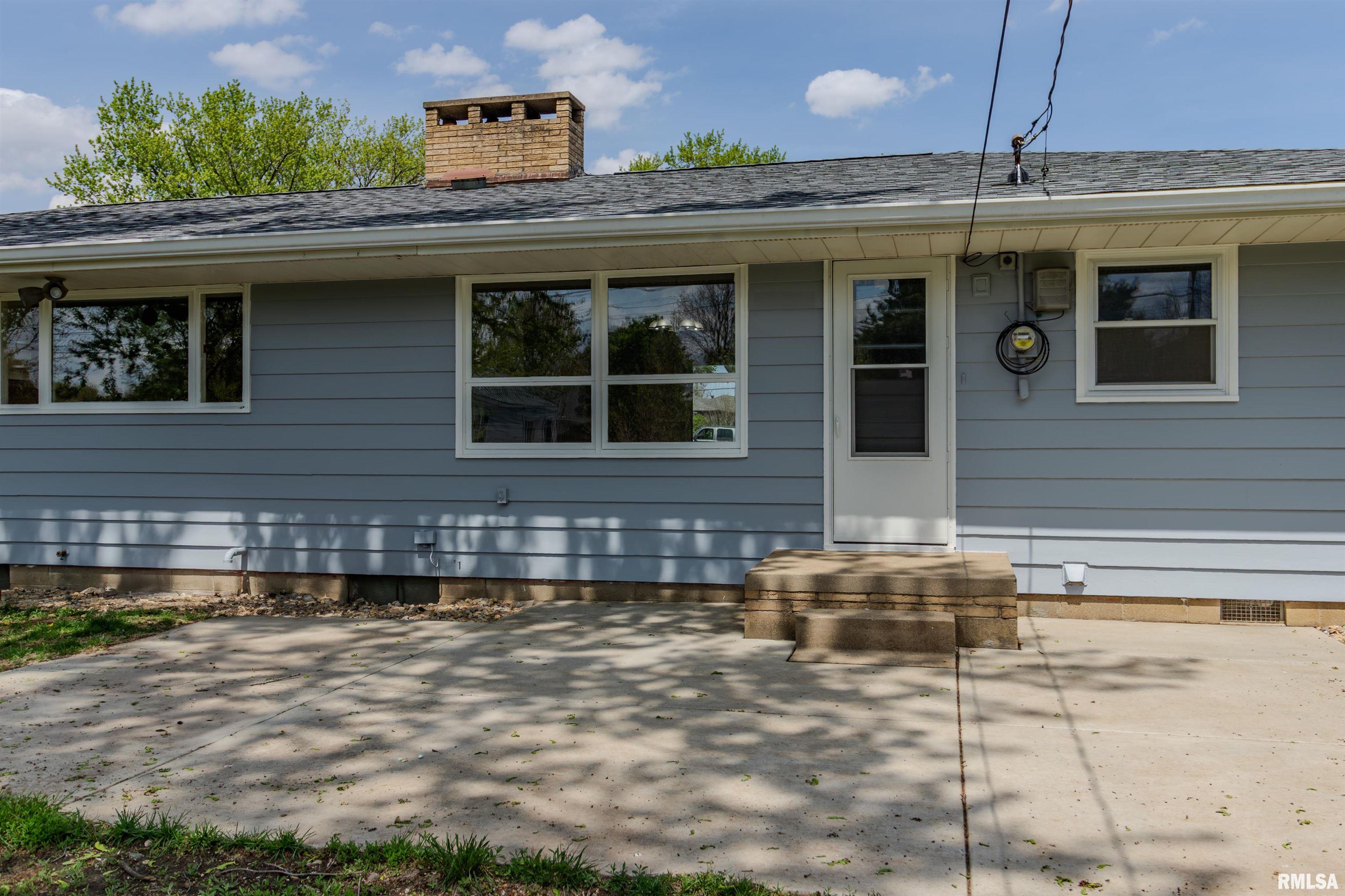 501 W High Street, Roanoke, Illinois image 4